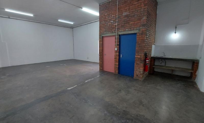 To Let Commercial Property for Rent in Maitland Western Cape